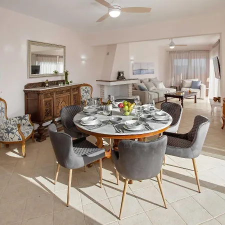 Appartement Spacious House With Extraordinary View In Corfu