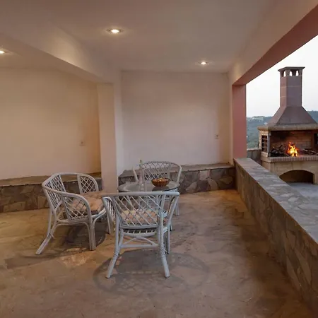 Spacious House With Extraordinary View In Corfu *