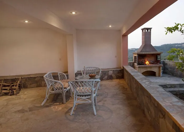 Spacious House With Extraordinary View In Corfu *