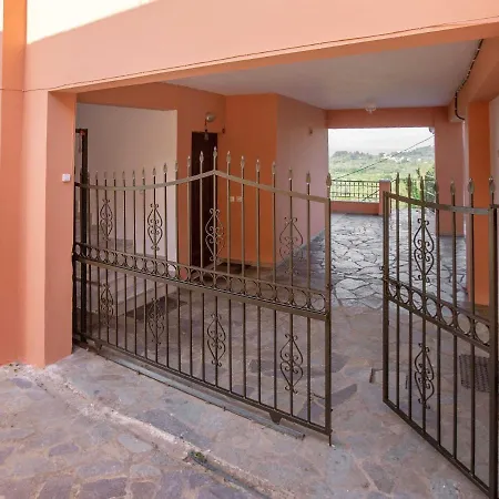 Spacious House With Extraordinary View In Corfu Neochorakion