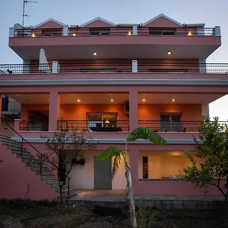 公寓 Spacious House With Extraordinary View In Corfu