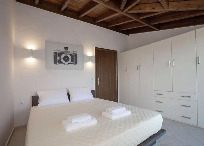Spacious House With Extraordinary View In Corfu * Neochorakion