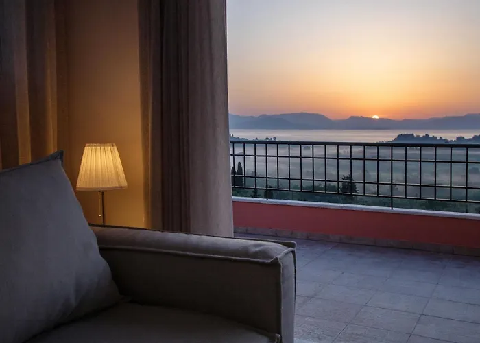 Spacious House With Extraordinary View In Corfu Apartamento Neochorakion