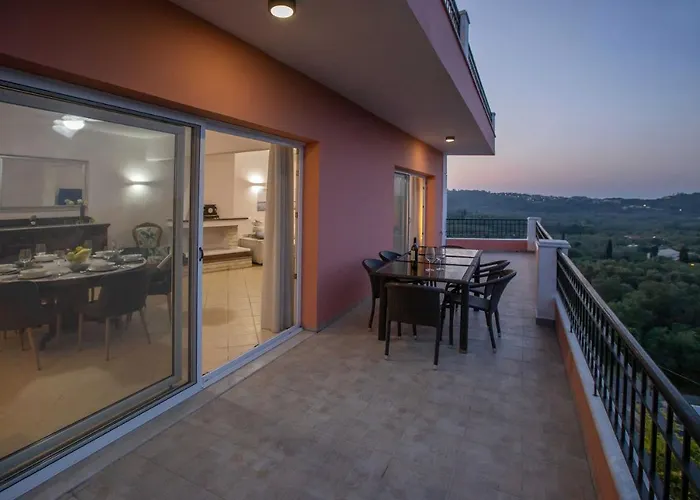Spacious House With Extraordinary View In Corfu 公寓 *