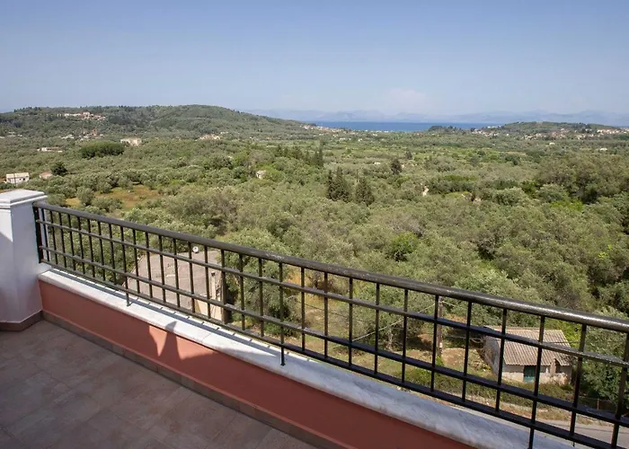 Spacious House With Extraordinary View In Corfu * Neochorakion